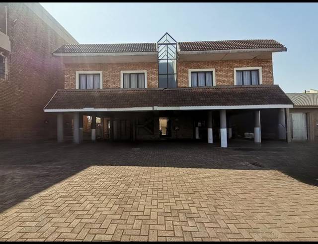 2 BEDROOM PROPERTY TO RENT IN RESERVOIR HILLS